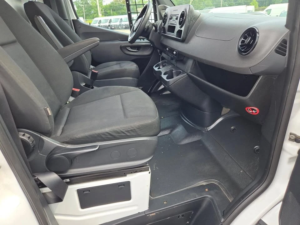 2022 Mercedes-Benz VS30 Sprinter - Image 8 of 20