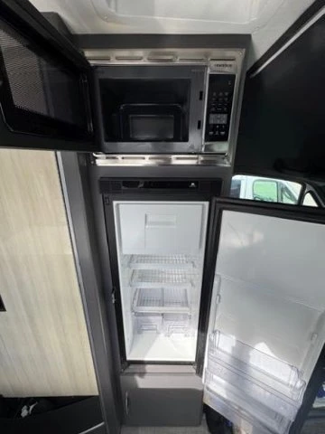 2022 Mercedes-Benz VS30 Sprinter - Image 9 of 14