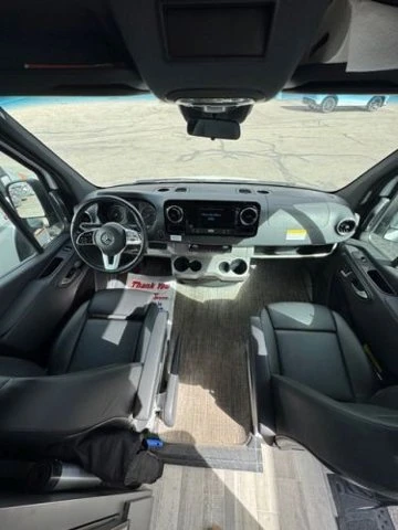 2022 Mercedes-Benz VS30 Sprinter - Image 8 of 14
