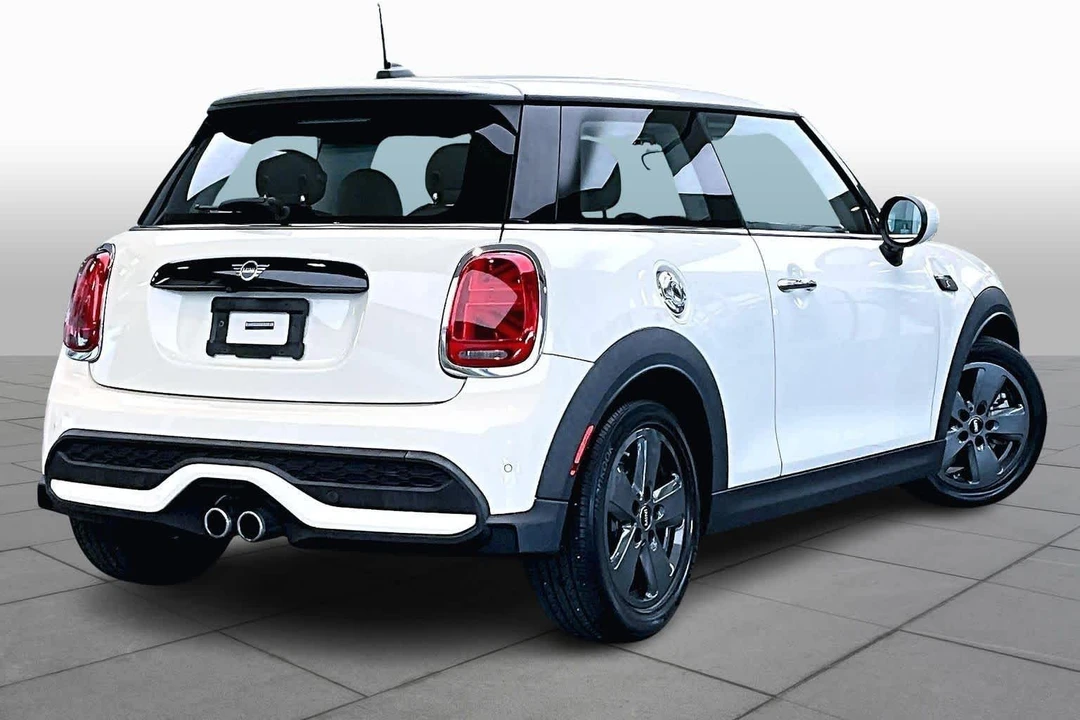 2022 Mini Mini Cooper S 3rd Gen - Image 12 of 12