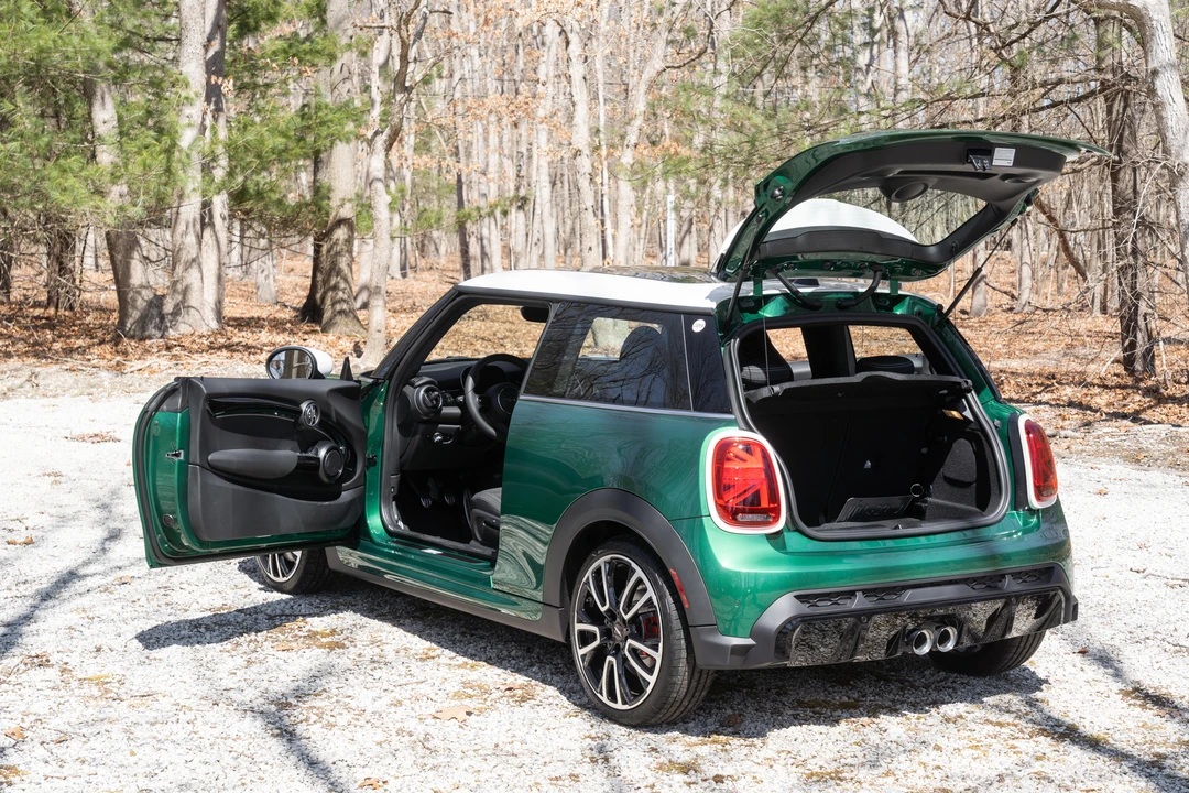 2022 Mini Mini John Cooper Works 3rd Gen - Image 13 of 31