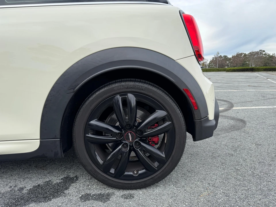 2022 Mini Mini John Cooper Works 3rd Gen - Image 27 of 31
