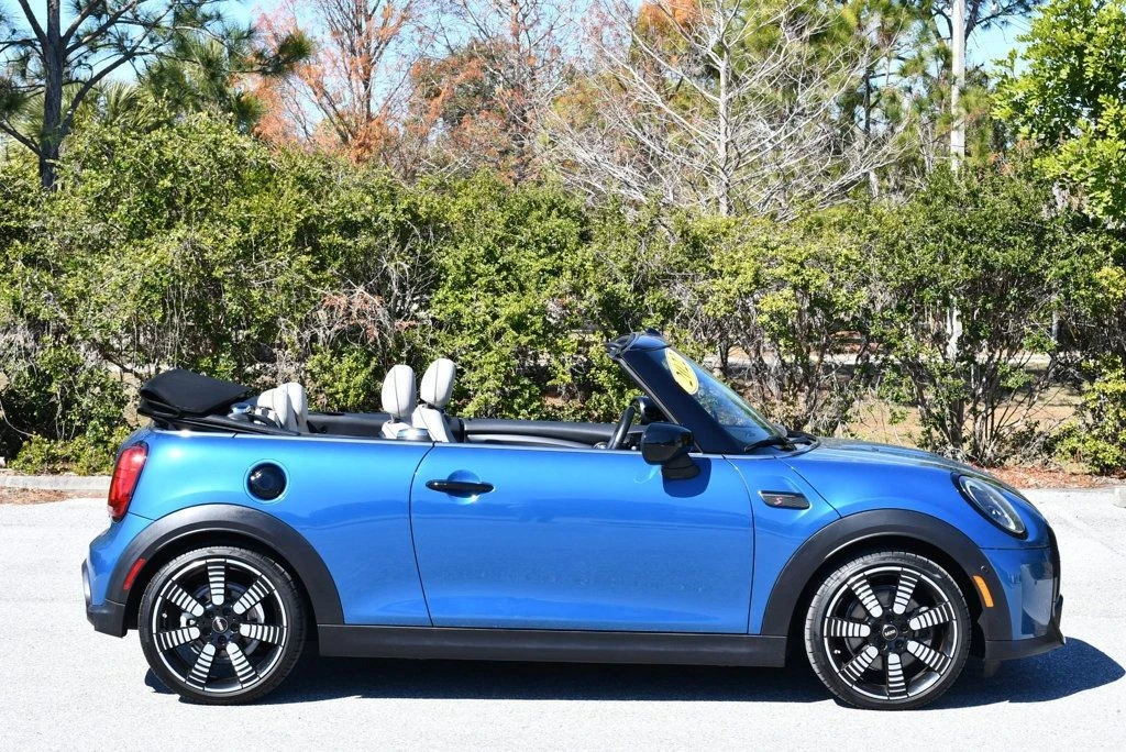 2022 Mini Mini 3rd Gen - Image 7 of 12