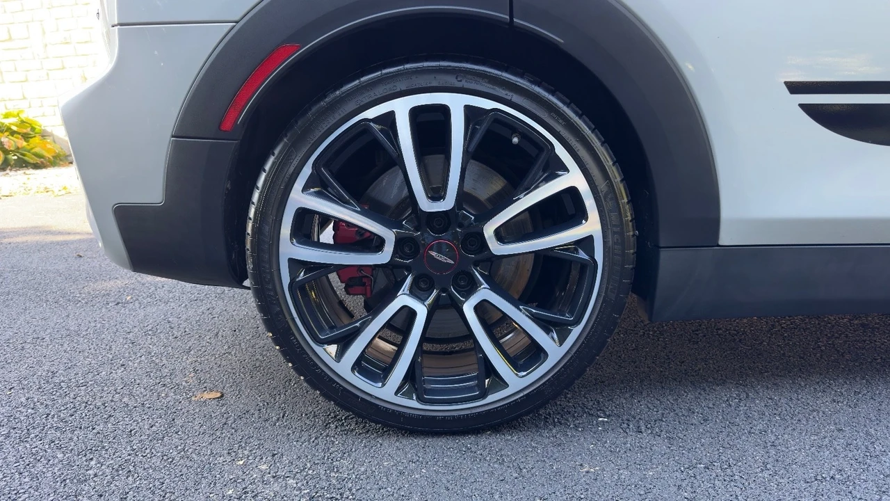 2022 Mini Mini 3rd Gen - Image 12 of 21