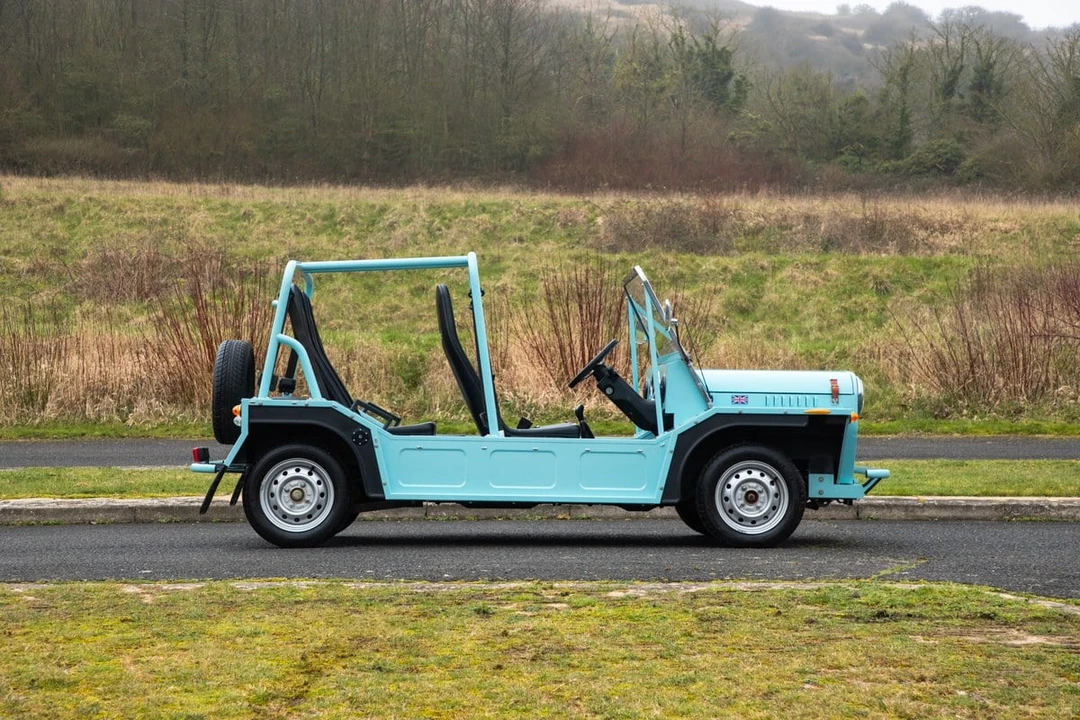 2022 Mini Mini Moke - Image 28 of 30