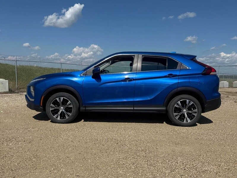 2022 Mitsubishi Eclipse Cross - Image 2 of 8