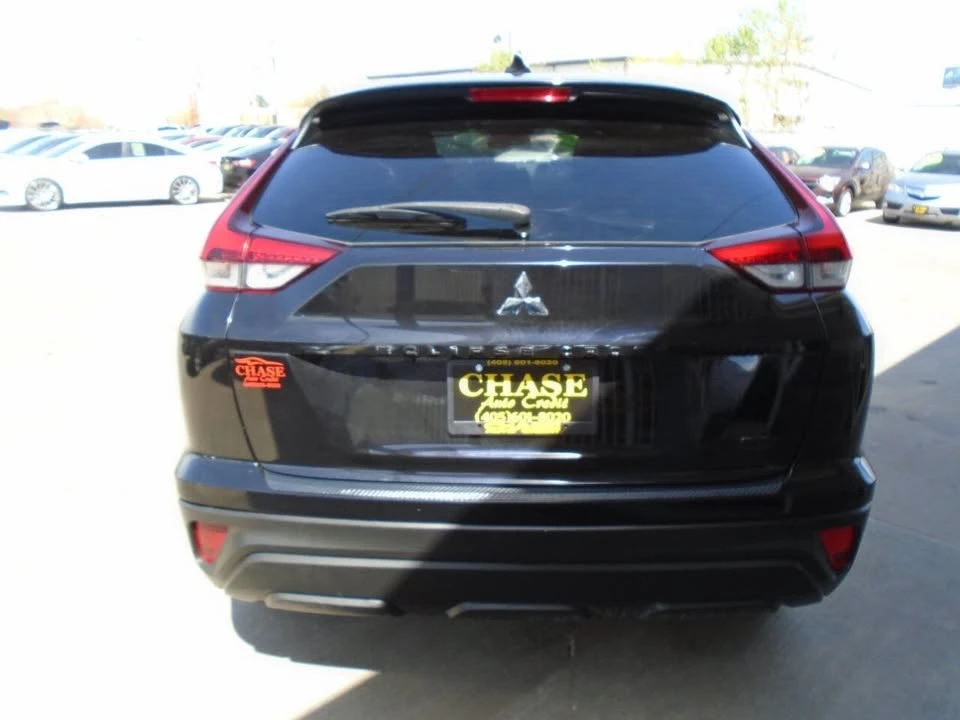 2022 Mitsubishi Eclipse Cross - Image 5 of 18