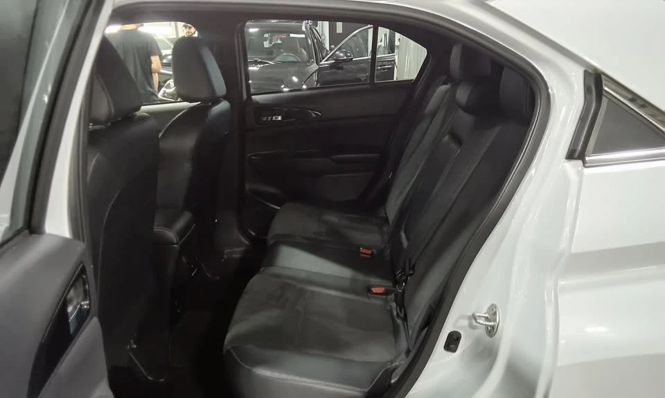 2022 Mitsubishi Eclipse Cross - Image 17 of 17