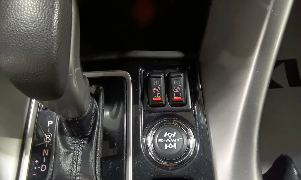 2022 Mitsubishi Eclipse Cross - Image 14 of 17