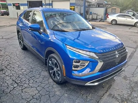 2022 Mitsubishi Eclipse SE