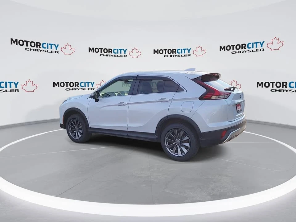 2022 Mitsubishi Eclipse Cross - Image 6 of 10