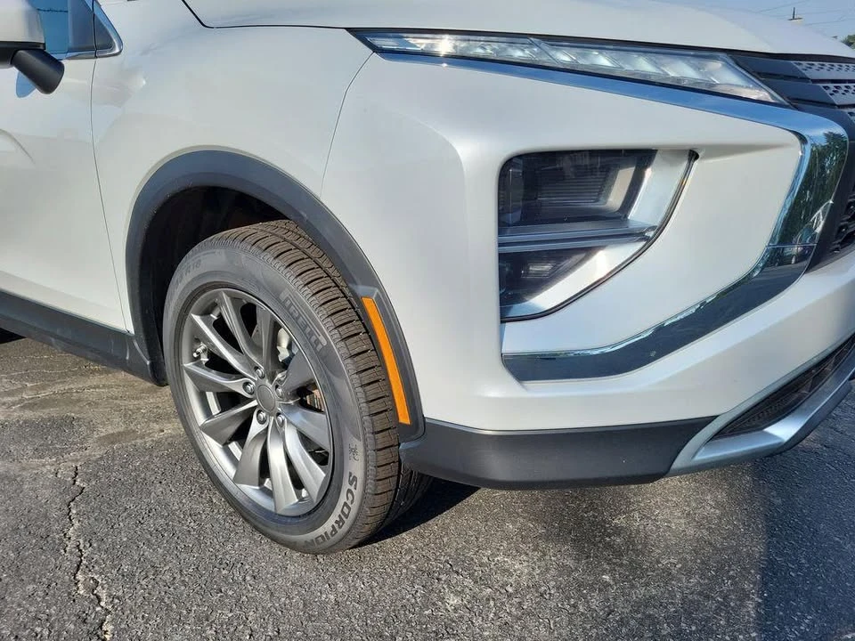 2022 Mitsubishi Eclipse Cross - Image 10 of 10