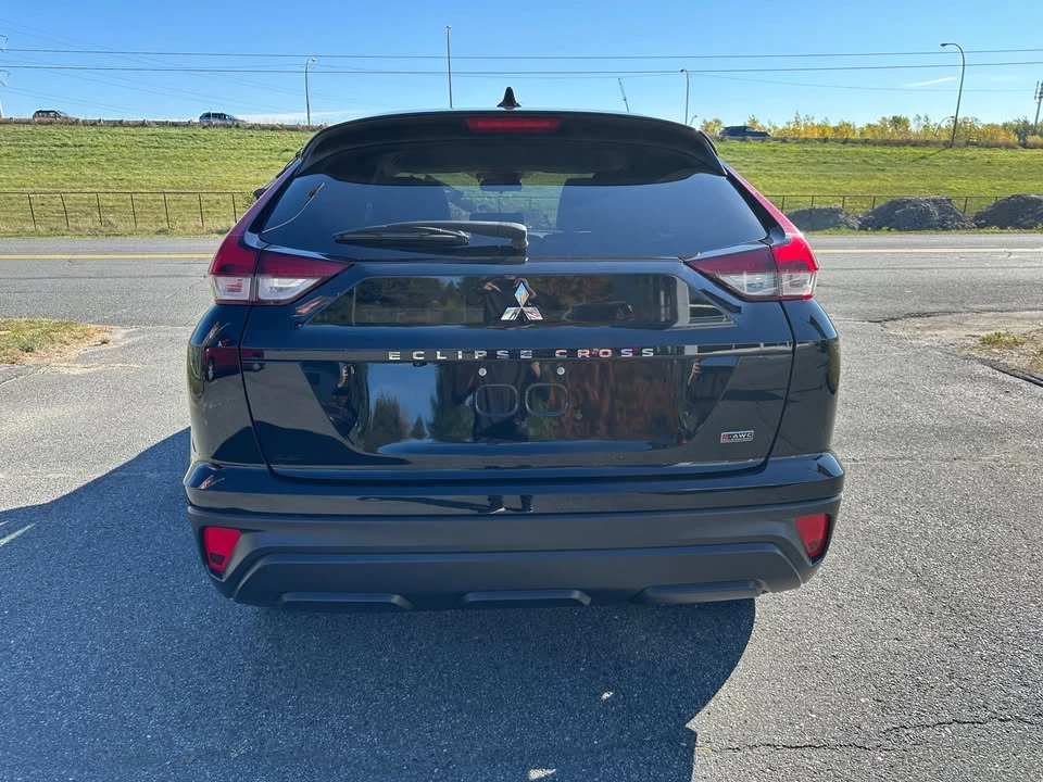2022 Mitsubishi Eclipse Cross - Image 6 of 15