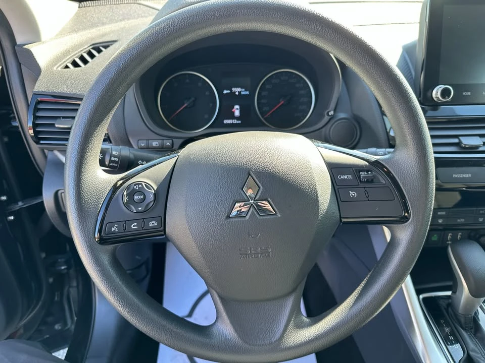 2022 Mitsubishi Eclipse Cross - Image 11 of 15
