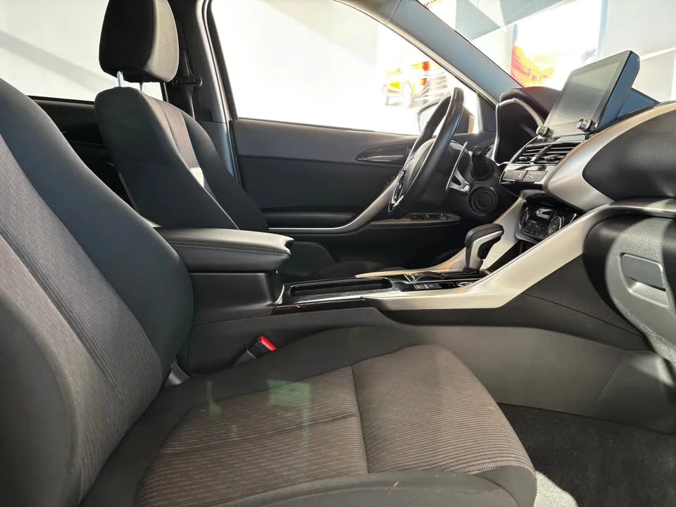 2022 Mitsubishi Eclipse Cross - Image 14 of 14