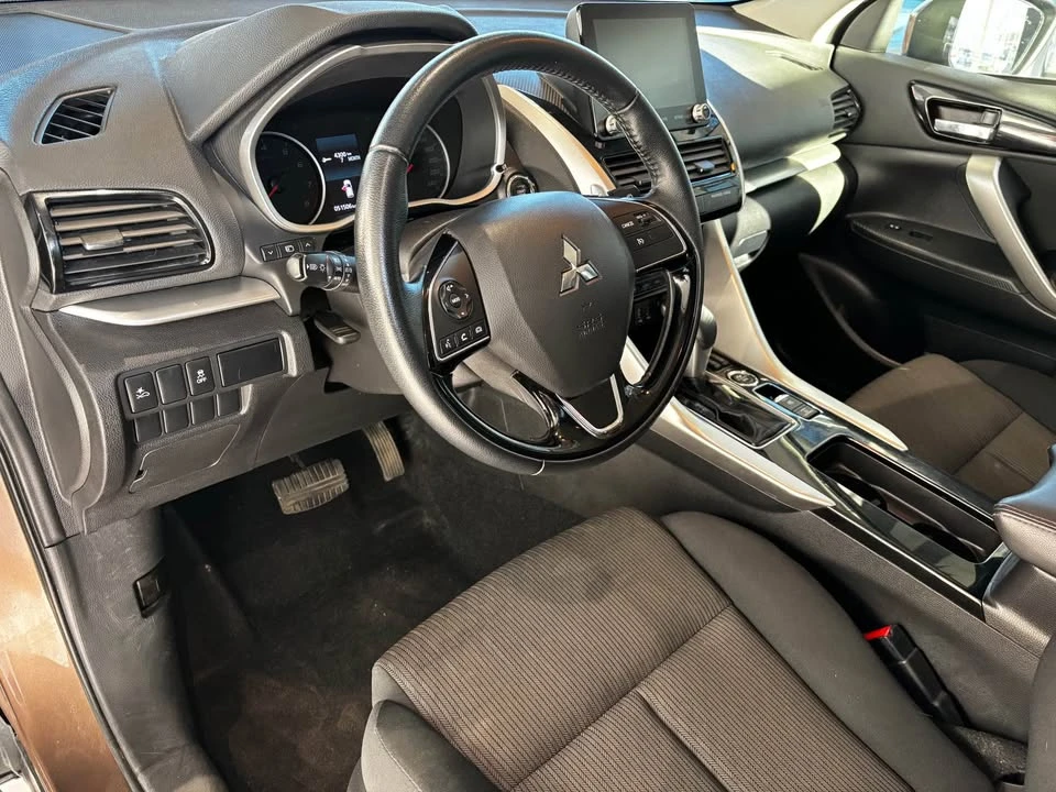 2022 Mitsubishi Eclipse Cross - Image 6 of 14