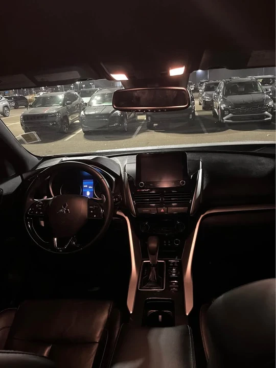 2022 Mitsubishi Eclipse Cross - Image 2 of 5