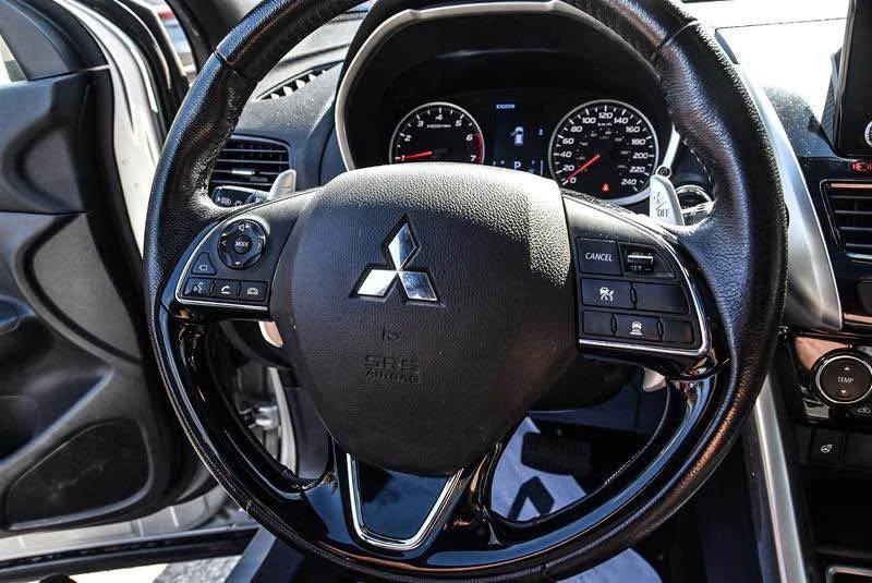 2022 Mitsubishi Eclipse Cross - Image 13 of 19