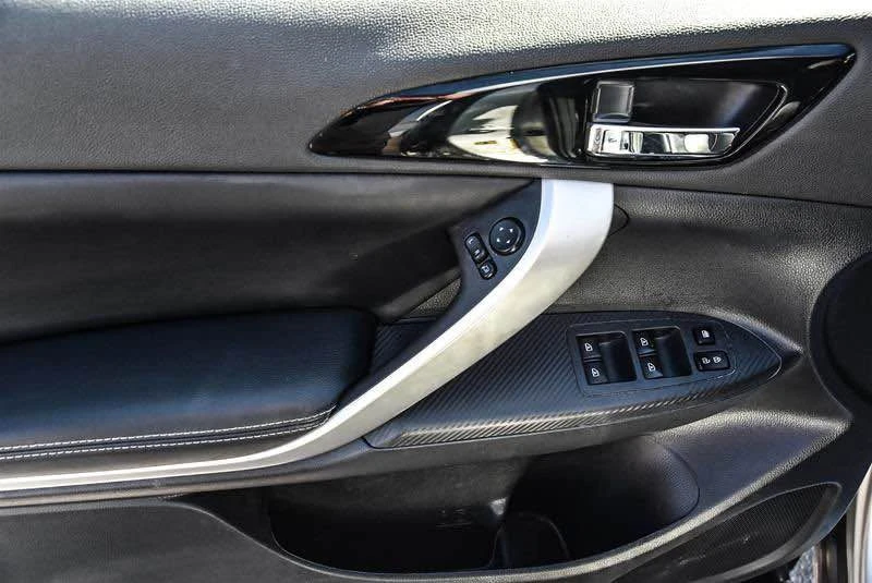2022 Mitsubishi Eclipse Cross - Image 7 of 19