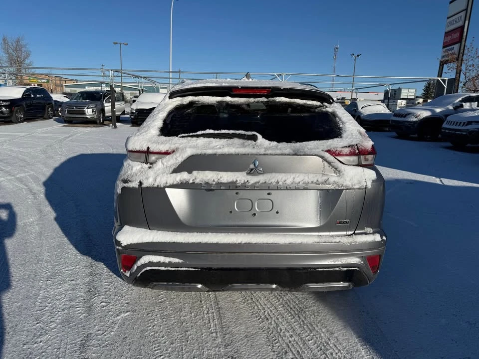 2022 Mitsubishi Eclipse Cross - Image 4 of 16