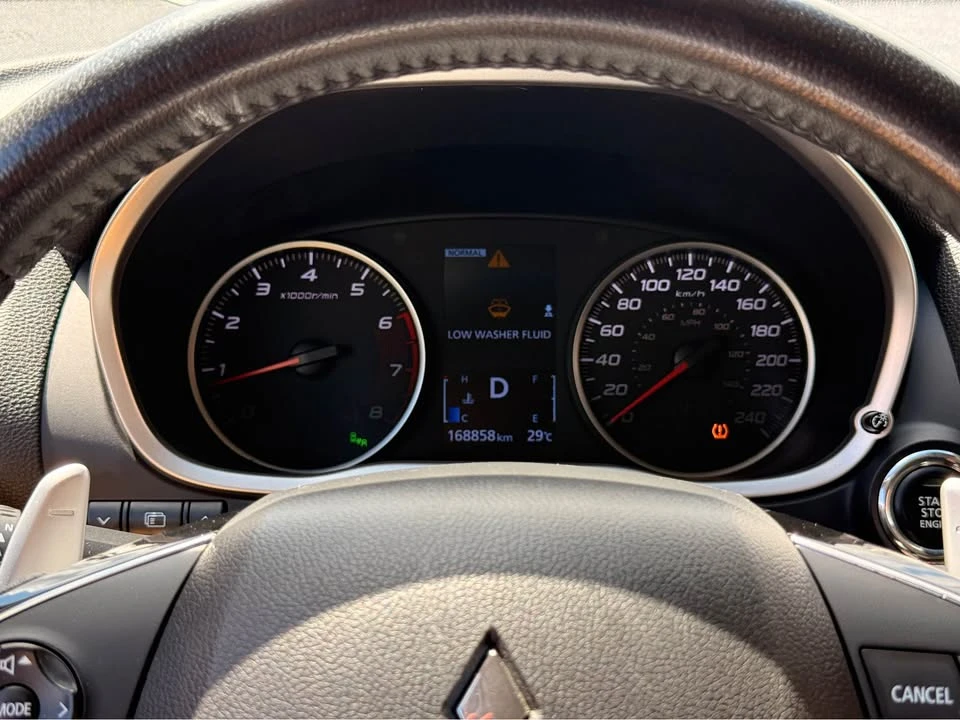 2022 Mitsubishi Eclipse Cross - Image 9 of 10