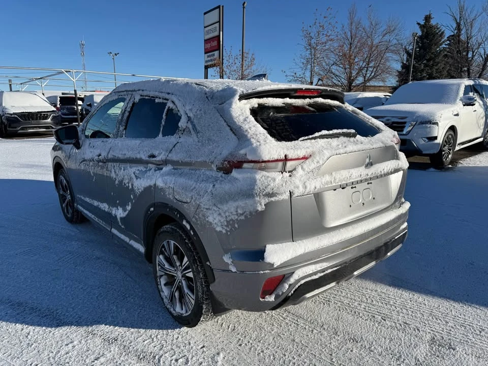 2022 Mitsubishi Eclipse Cross - Image 3 of 16