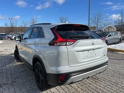 2022 Mitsubishi Eclipse Cross - Image 6 of 13