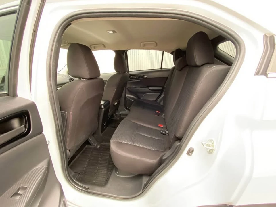 2022 Mitsubishi Eclipse Cross - Image 4 of 6