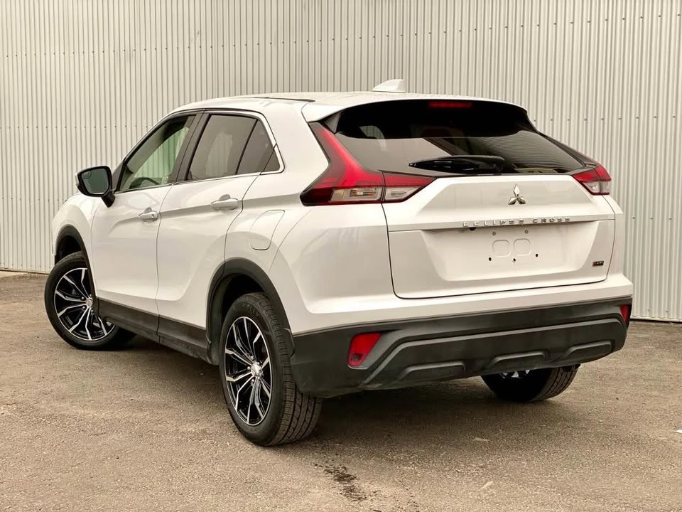 2022 Mitsubishi Eclipse Cross - Image 5 of 6