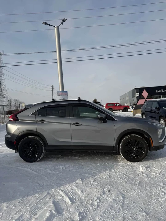 2022 Mitsubishi Eclipse Cross - Image 6 of 14