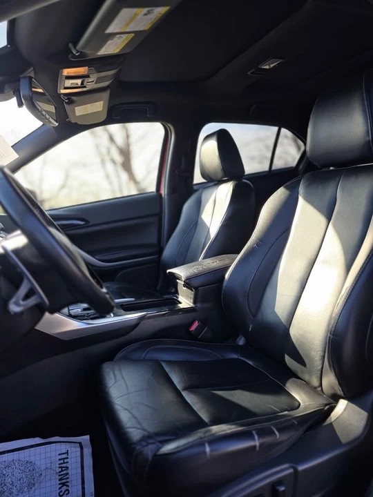 2022 Mitsubishi Eclipse Cross - Image 8 of 12
