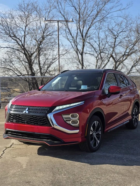 2022 Mitsubishi Eclipse Cross - Image 3 of 12