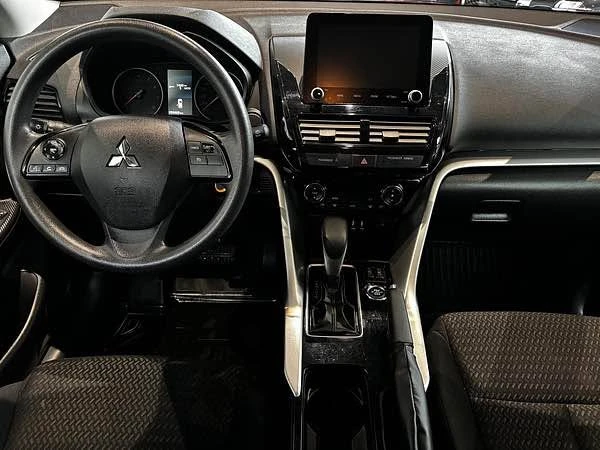 2022 Mitsubishi Eclipse Cross - Image 5 of 13