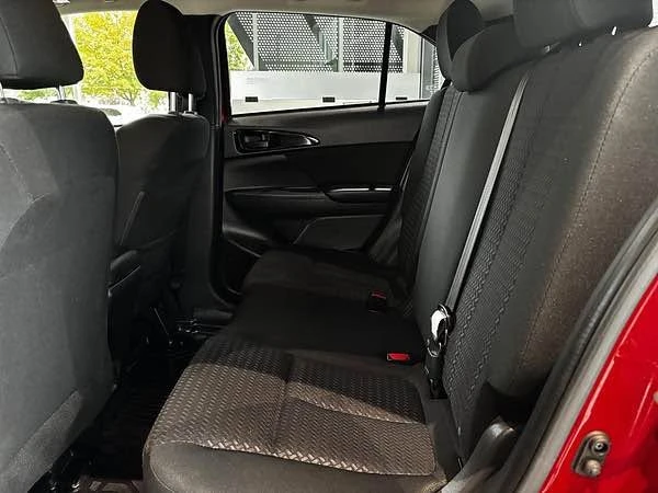 2022 Mitsubishi Eclipse Cross - Image 9 of 13