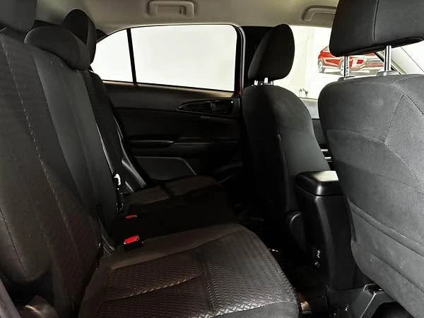 2022 Mitsubishi Eclipse Cross - Image 10 of 13