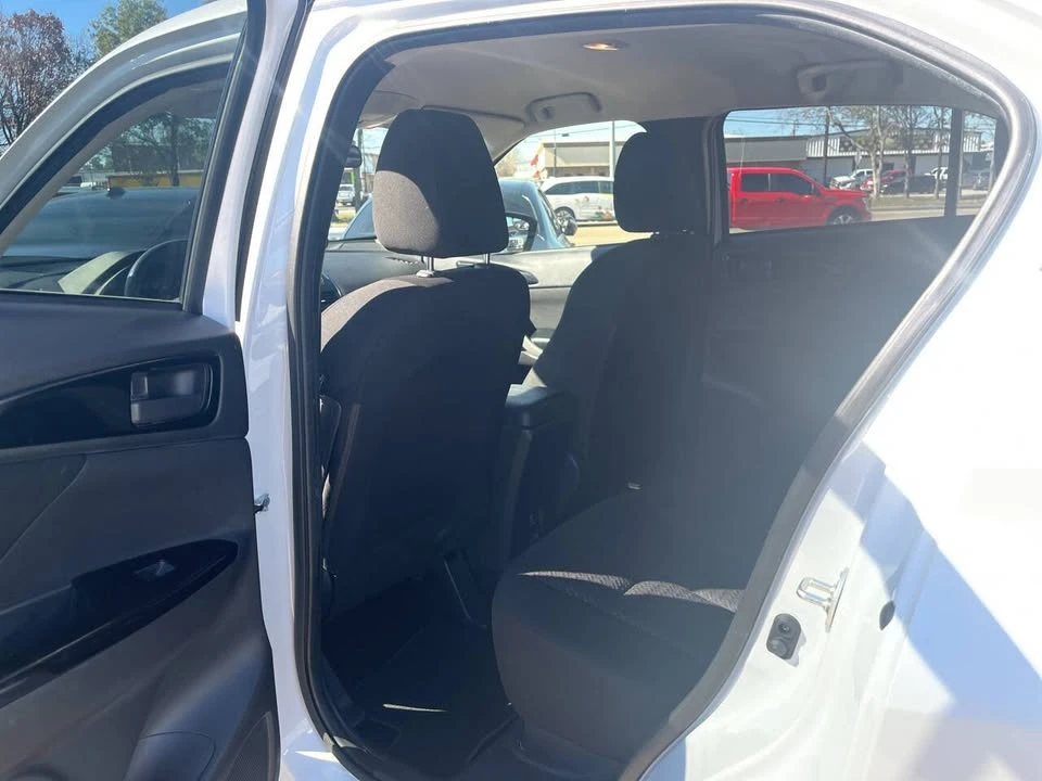 2022 Mitsubishi Eclipse Cross - Image 13 of 19