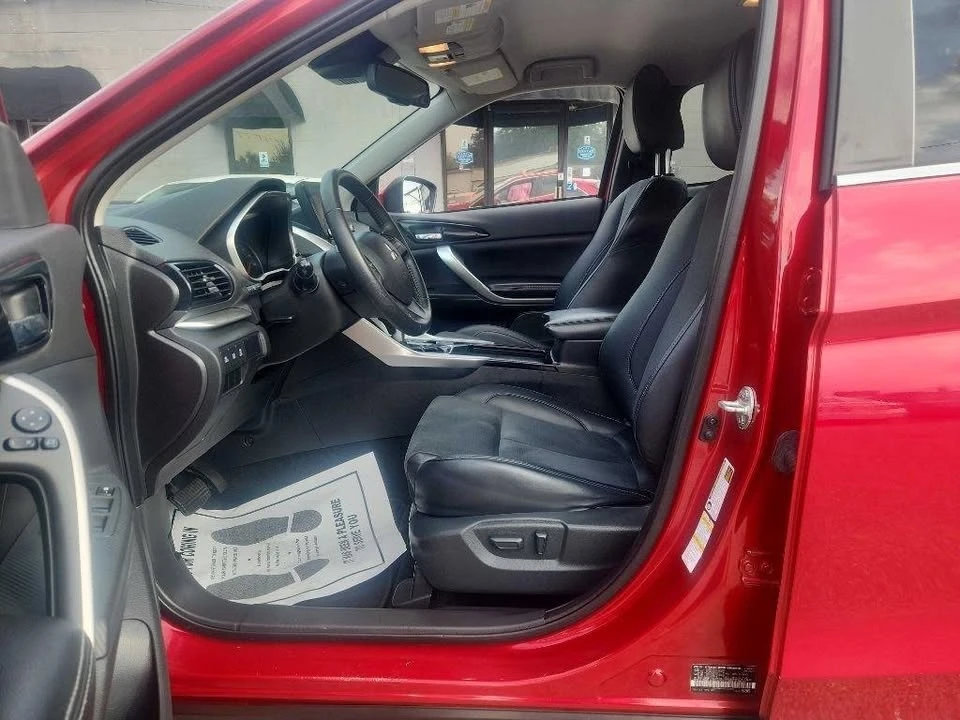 2022 Mitsubishi Eclipse Cross - Image 5 of 7