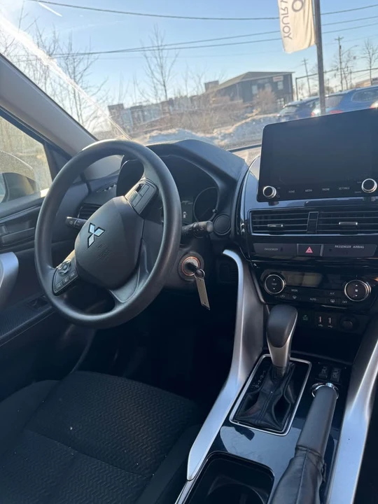 2022 Mitsubishi Eclipse Cross - Image 6 of 7