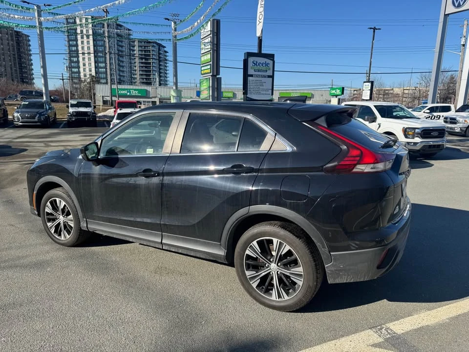 2022 Mitsubishi Eclipse Cross - Image 3 of 7