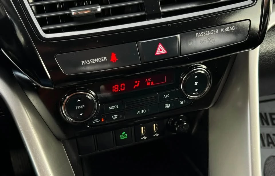 2022 Mitsubishi Eclipse Cross - Image 13 of 14