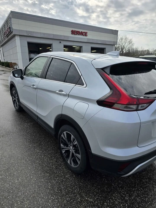 2022 Mitsubishi Eclipse Cross - Image 3 of 7