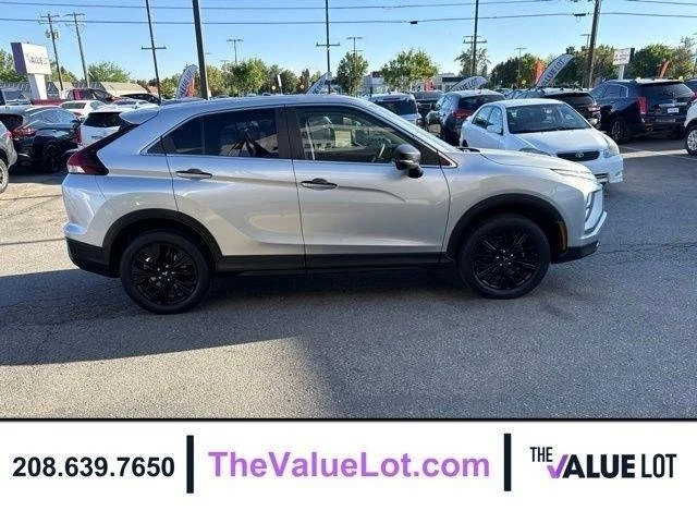 2022 Mitsubishi Eclipse Cross - Image 3 of 20
