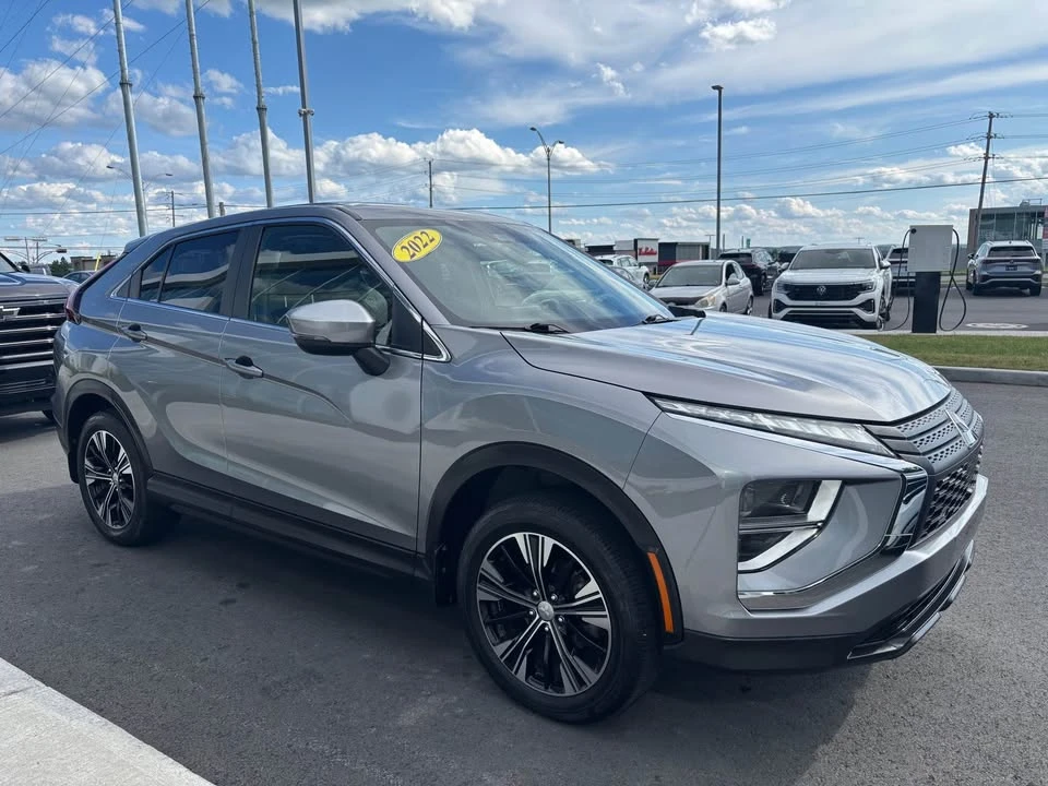 2022 Mitsubishi Eclipse Cross - Image 5 of 11