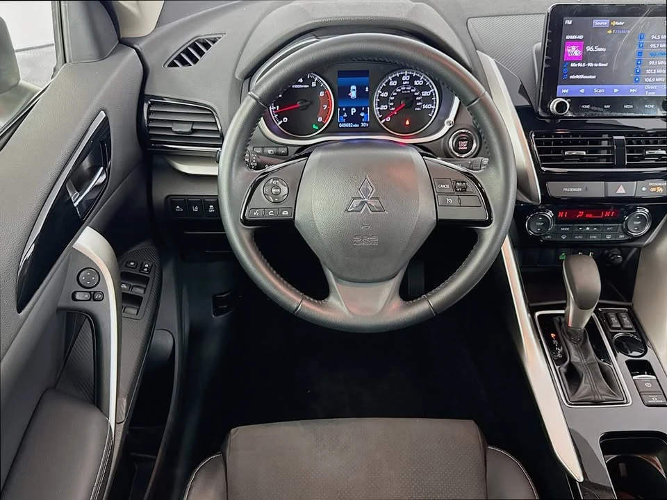 2022 Mitsubishi Eclipse Cross - Image 11 of 12