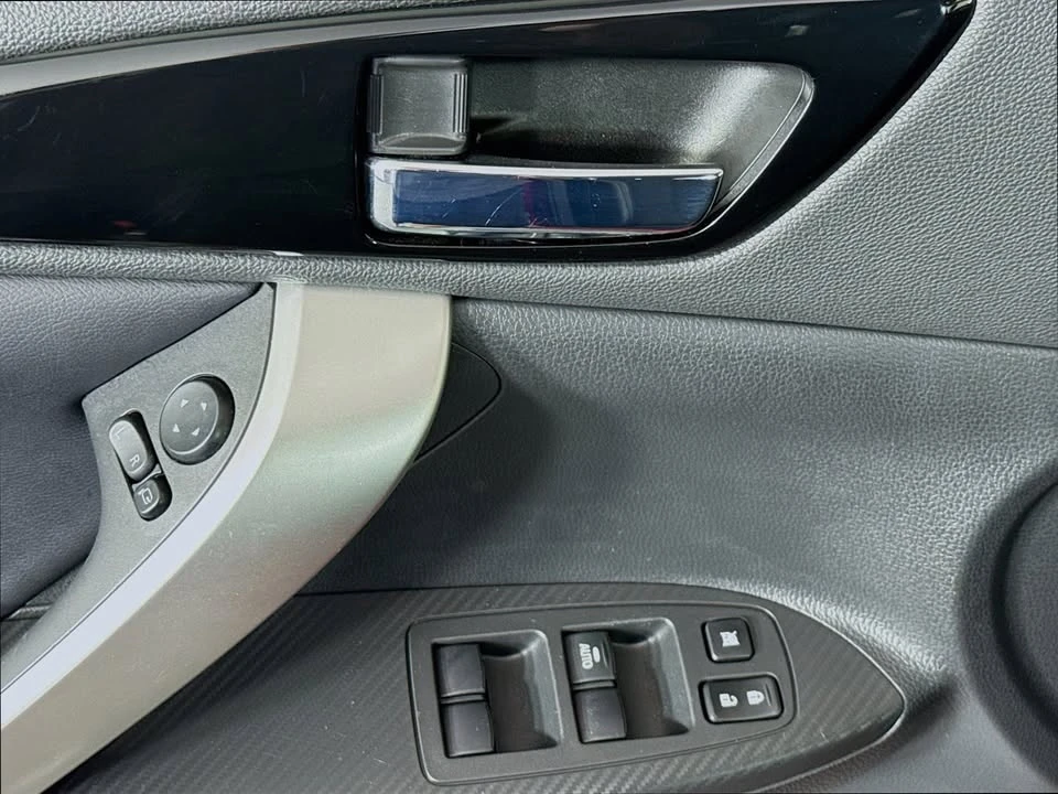 2022 Mitsubishi Eclipse Cross - Image 17 of 19