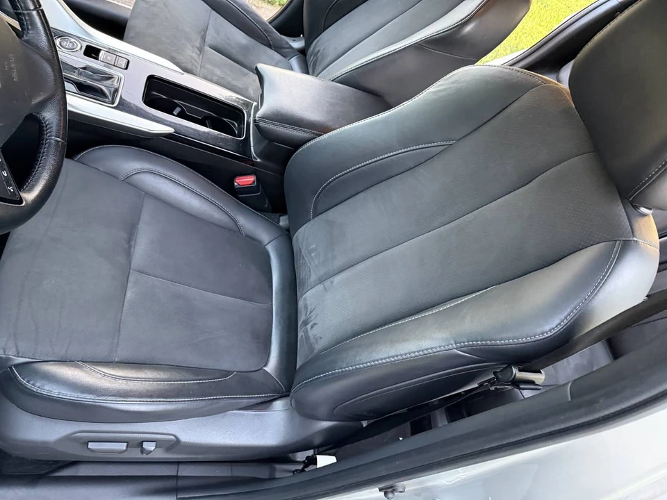 2022 Mitsubishi Eclipse Cross - Image 14 of 24