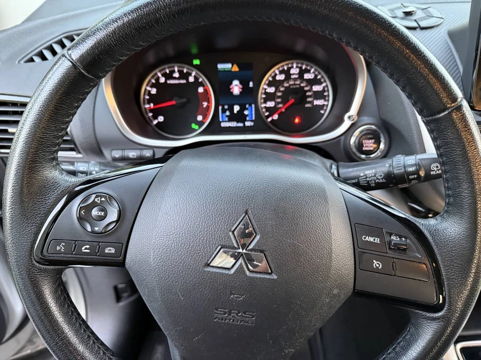 2022 Mitsubishi Eclipse Cross - Image 15 of 24
