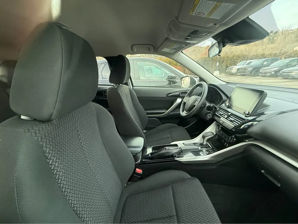 2022 Mitsubishi Eclipse Cross - Image 9 of 9