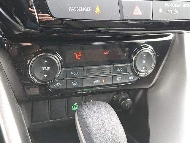 2022 Mitsubishi Eclipse Cross - Image 17 of 20