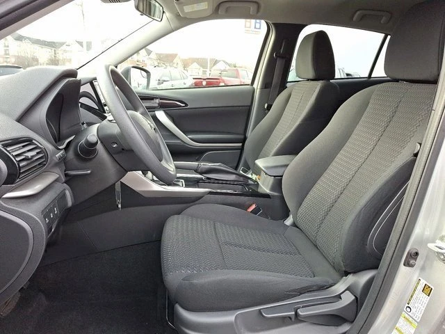 2022 Mitsubishi Eclipse Cross - Image 15 of 20